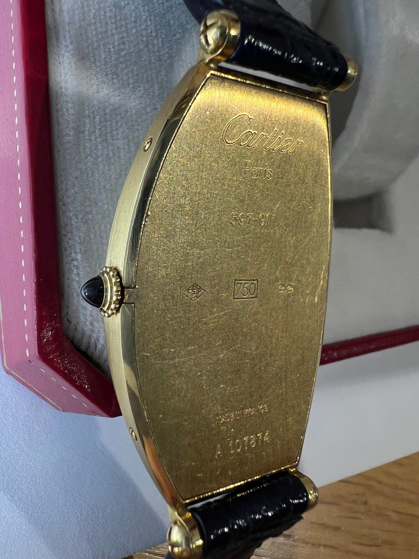 Cartier Tonneau "paris"